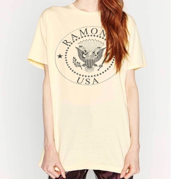 NWT Ramones BoyfriendBand T-shirt in yellow - Picture 1 of 2